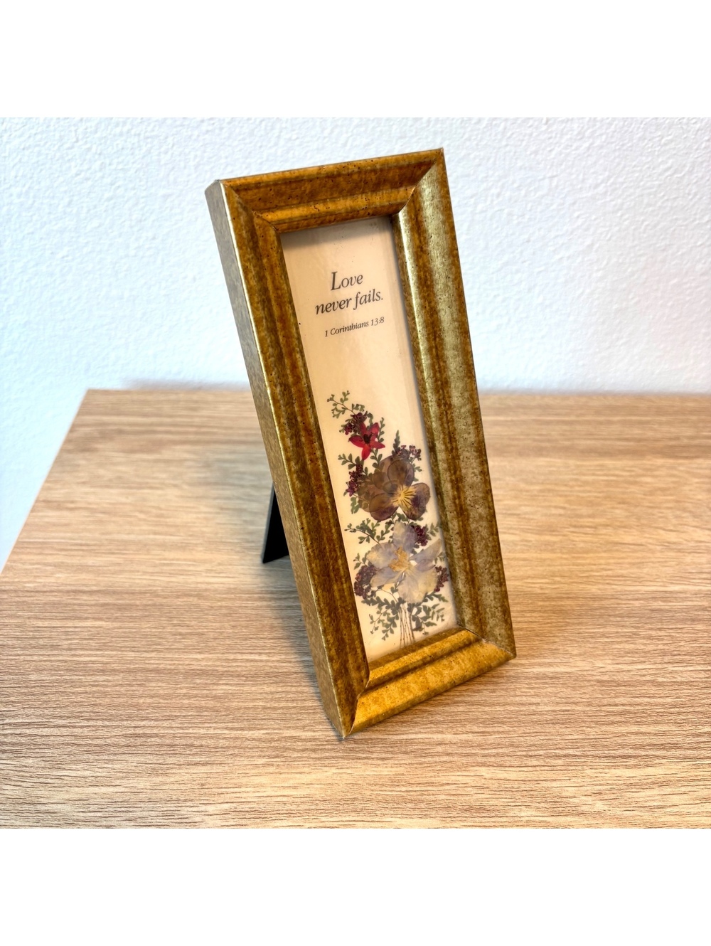 Vintage Gold Frame w/ Pressed Flowers & Bible Verse Love Never Fails 1 Cor. 13:8